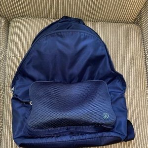 Lululemon navy blue bag